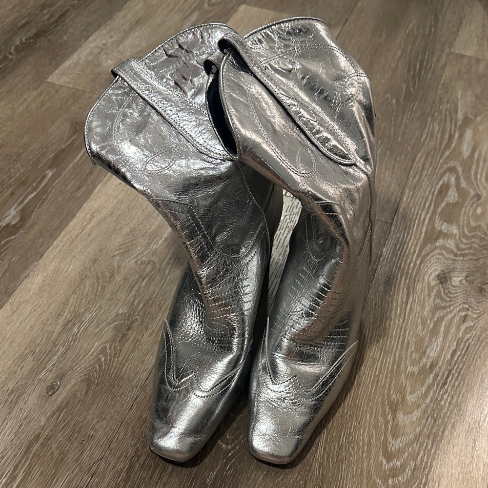 Steve Madden Metallic Silver Western Heeled Boots